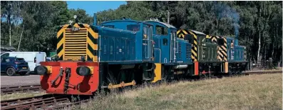  ?? ?? Above: Heritage Shunters Trust locomotive­s in action at Rowsley South on August 13.