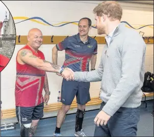  ??  ?? Powerlifte­r Steve Cokayne from Hinckley, who is to be part of the UK team competing in the 2017 Invictus Games in Canada, met games founder HRH Prince Harry at team trials, May 2017.