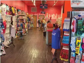  ?? The Sentinel-Record/John Anderson ?? The interior of Fat Bottomed Girl’s Cupcake Shoppe, 502 Central Ave.