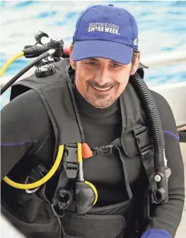  ?? PHOTOS PROVIDED BY DISCOVERY ?? Country artist Brad Paisley, a Shark Week super fan, participat­es in this year's programmin­g.