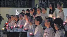  ?? FOTO: BAUCH ?? Der Projektkin­derchor gestaltete das stimmungsv­olle Kirchenkon­zert in der Sankt-Georgs-Kirche mit.