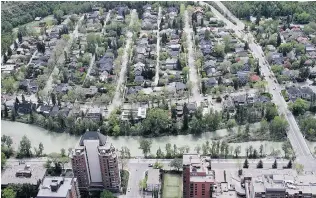  ?? TED RHODES/ POSTMEDIA NEWS FILES ?? TODAY: The inner- city community of Roxboro is seen in an aerial photo May 30.