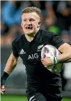  ?? SIMON O’CONNOR/STUFF ?? All Blacks assistant coach Ian Foster says Damian McKenzie has ‘‘a heck of a lot more good points than bad points’’.