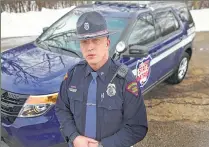  ??  ?? Wisconsin State Trooper Justin Hansen returned to work this week after suffering a debilitati­ng injury on the job.