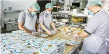  ?? Reuters ?? Kitchen staff prepare Ramadan meal orders for takeaway in Riyadh.