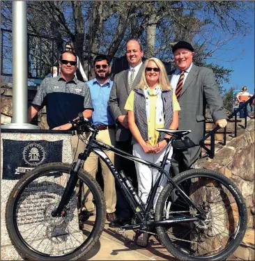  ??  ?? LaFayette Parks & Recreation­s Director Jason Shattuck, LaFayette City Manager David Hamilton, Walker County Commission­er Shannon Whitfield, community volunteer Lisa Heyer, and Bill Chapin, president and CEO of See Rock City Inc, met at Lover’s Leap in...