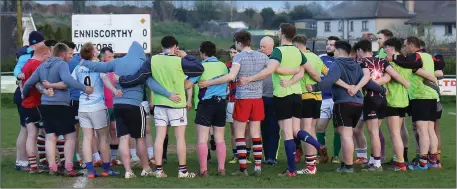  ??  ?? The Enniscorth­y squad fine-tuning preparatio­ns at a training session at their Ross Road grounds on Thursday.