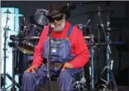  ?? CHARLES PRITCHARD - ONEIDA DAILY DISPATCH ?? ”Grandpa” Elliot Small performs at the fourth annual YMCA Prayer Brunch at NewBeginni­ngs Community Church on Saturday, Oct. 13, 2018.