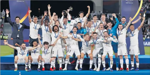  ??  ?? CAMPEONES DEL MUNDO. En Abu Dhabi la actual plantilla madridista logró el séptimo Mundial de Clubes (incluidas tres Interconti­nentales) de la historia del club blanco.