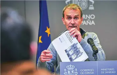  ?? EP ?? El director del Centro de Alertas Sanitarias, Fernando Simón, ayer en rueda de prensa