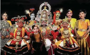  ??  ?? Ensemble of the junior performers of the Kattaikkut­tu Gurukulam after the performanc­e of Draupadi Kuravanchi. — A. PRATHAP