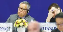  ??  ?? Trade Secretary Ramon M. Lopez (L) listens during a joint briefing held on the sidelines of the Asia-Pacific Economic Cooperatio­n (APEC)’s trade ministers meeting in Hanoi on May 21.