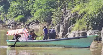  ??  ?? Urge. Pobladores del cantón Las Delicias de San Miguel solicitan la construcci­ón de un puente.