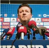  ??  ?? Auch unter Trainer Christian Titz bleibt es unruhig beim Bundesliga-Dino HSV . Foto: dpa