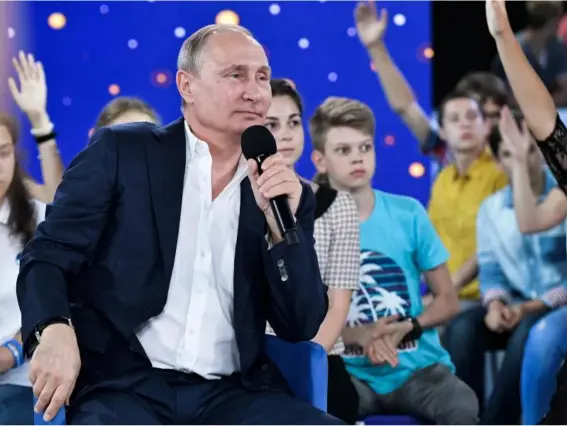  ?? (AP) ?? The Russian President made the comments during a Q&A session with schoolchil­dren