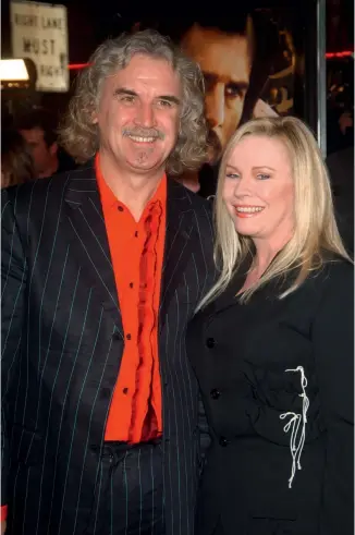  ??  ?? Above: Connolly and wife Pamela Stephenson at the Los Angeles premiere of The Last Samurai(2003).