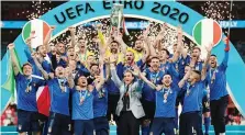  ?? GETTY IMAGES ?? Il trionfo azzurro agli Europei giocati nel 2021