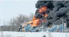  ?? DAVE JOHNSON/ WELLAND TRIBUNE ?? Tuesday's massive fire at Vinyl Works Canada on Barber Drive in Port Colborne caused more than $ 1 million in damage.