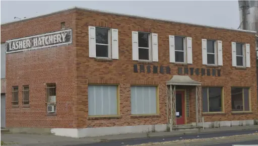  ??  ?? The Lasher Hatchery on Petaluma Boulevard still stands as a historical monument.