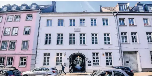  ?? RP-FOTO: ANDREAS BRETZ ?? Das Schumann-Haus auf der Bilker Straße ist der einzige in seiner historisch­en Bausubstan­z erhaltene Wohnsitz der Musikerfam­ilie.