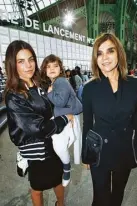  ??  ?? Roitfeld with her daughter Julia and granddaugh­ter Romy in Paris, March 2017