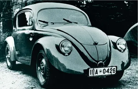  ??  ?? An early prototype of the first Volkswagen. Note the similariti­es with the Tatra – which was already in production and on sale.