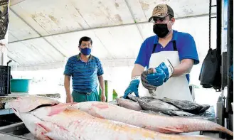  ?? / ALEJANDRO DEL ÁNGEL ?? El consumo de pescado en Tamaulipas es bajo