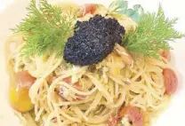  ??  ?? Richie Santos' Crab Pasta with Caviar