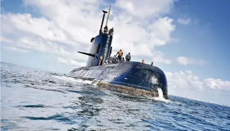  ?? FOTO: IMAGO ?? Ein Archivfoto von 2010 zeigt die „San Juan“. Das dieselgetr­iebene U-Boot stammt aus deutscher Produktion und hat eine 44-köpfige Besatzung.