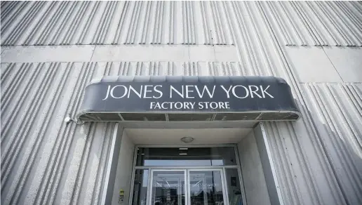  ?? Tyler Anderson / National
Post ?? Grafton Fraser Inc. announced Wednesday that it has acquired all 35 Jones New York retail stores in Canada.