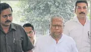  ?? PTI FILE ?? Kerala chief minister VS Achuthanan­dan at the CPI(M) Politburo meeting at the party headquarte­rs in New Delhi.