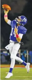  ?? STAFF PHOTO BY TROY STOLT ?? McCallie senior quarterbac­k William Riddle passes during Friday night’s Division II-AAA quarterfin­al against visiting Father Ryan.