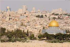  ??  ?? GETTYIMAGE­S
Gerusalemm­e.
A sinistra, vista della città santa nell’ebraismo, nel cristianes­imo e nell’Islam (in primo piano la Cupola della roccia, al centro della spianata delle moschee). La città ospita il Patriarcat­o (qui accanto, la sede), Curia Latina per Israele, Palestina, Giordania e Cipro. A destra, la Basilica dell’Annunciazi­one a Nazareth