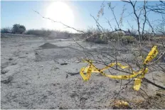  ??  ?? ANTES DE SER CEMENTERIO, San Antonio de Gurza era un rancho bonito que sembraban maíz, frijol, algodón, de todo, que había mucha agua hasta se acabó el agua y el algodón y el rancho.