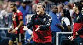  ?? MIGUEL MARTINEZ / MUNDOHISPA­NICO ?? Atlanta United manager Gerardo Martino is 3-0-0 at home this season and 8-1-2 since the team’s first game at Mercedes-Benz Stadium last season.