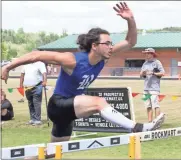  ?? Scott Herpst ?? Ringgold’s Gabe Elmore raced past the rest of the field to win the boys’ 110-meter hurdles at the 6-AAA meet at Rockmart on Wednesday.