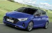  ??  ?? La nuova serie dell’utilitaria coreana Hyundai i20 è più larga di 3 cm e più bassa di 1 rispetto alla precedente