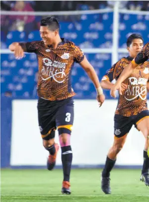  ??  ?? Jugadores de Alebrijes de Oaxaca, el equipo campeón del Torneo Apertura 2