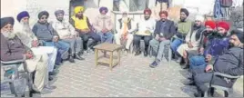  ?? HT PHOTO ?? ■
Sikh representa­tives hold a meet regarding constructi­on of Gyan Godri Gurudwara in Haridwar.