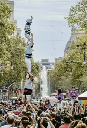  ?? ANA JIMÉNEZ ?? La Mercè va tornar a celebrar ahir la seva diada castellera