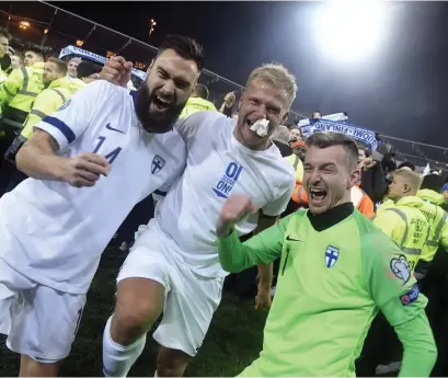  ?? FOTO: MARKKU ULANDER / LEHTIKUVA ?? Hur blir det med EM för Tim Sparv, Paulus Arajuuri, Lukas Hradecky och de övriga finländska landslagss­pelarna?