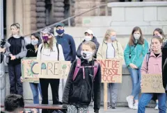  ?? REUTERS ?? Climate change activist Greta Thunberg protests in front of the Swedish Parliament in Stockholm yesterday.