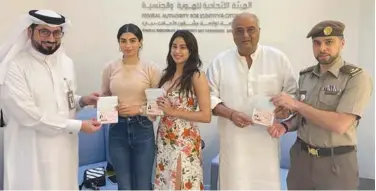  ?? ?? ↑
Janhvi, Khushi and Boney Kapoor pose with their visas in Dubai.