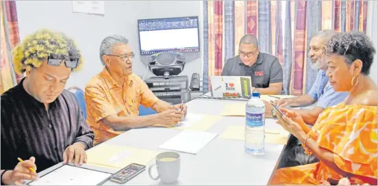  ?? Picture: JONA KONATACI ?? Domo Vou Talei song competitio­n judges Soko Loga (left), Saimone Vuatalevu, Tikiko ‘Tiks’ Korocawiri, Felix Chaudhary and Laisa Vulakoro at the FPRA office in Suva on Wednesday.