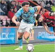  ?? ?? Che Adams of Southampto­n takes control