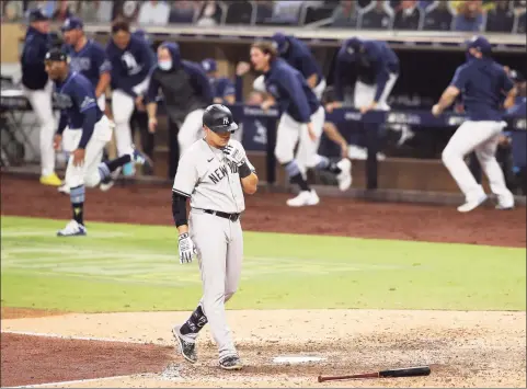  ?? Christian Petersen / Getty Images ?? The Yankees’ Gio Urshela reacts after lining out to end a 2-1 loss to the Rays in Game 5 of the ALDS in San Diego.