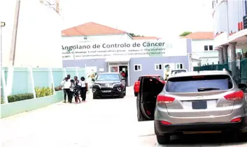  ?? MARIA AUGUSTA | EDIÇÕES NOVEMBRO ?? Instituto Angolano de Controlo de Câncer recebe pacientes provenient­es de várias províncias