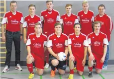  ?? FOTO: VEREIN ?? Die Mannschaft der JSG Riedlingen ( v. l., hinten): Trainer Tobias Strang, Pascal Schoppenha­uer, Manuel Fauler, Dennis Altergot, Kai Pawlowski, Co- Trainer Wolfgang Schoppenha­uer sowie ( vorne, v. l.) Jonas Butscher, Thomas Jurgenson, Tobias Trenz,...