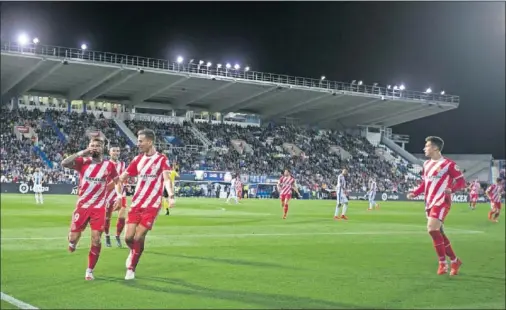  ??  ?? PORTU, POR DOS. Portu celebra uno de los dos goles que ayer consiguió anotar al Leganés en Butarque.