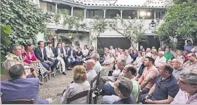  ?? EL DÍA ?? José María Bellido, en el foro cofrade.